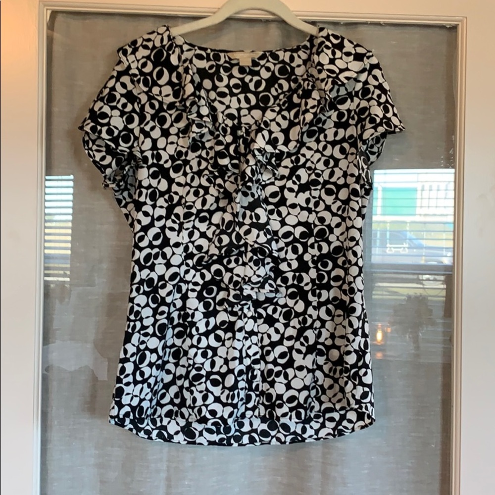 Black & white top